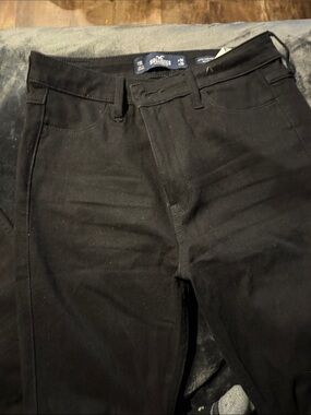 Hollister Black High-Rise Skinny Jeans